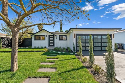 Photo of 1742 Del Paso Avenue Avenue, SAN JOSE, CA 95124 (MLS # ML82041146)