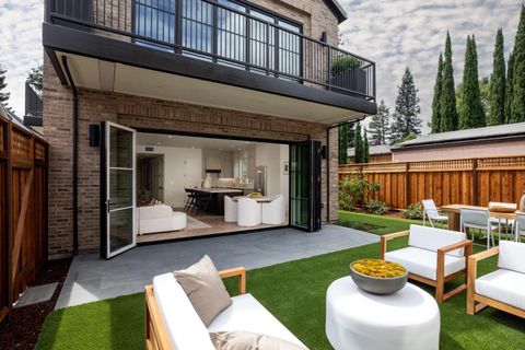 Tiny photo for 162 Waverley Street, PALO ALTO, CA 94301 (MLS # ML82021693)