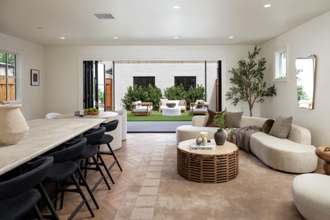 Tiny photo for 162 Waverley Street, PALO ALTO, CA 94301 (MLS # ML82021693)