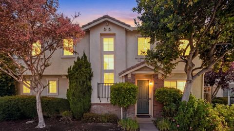 Photo of 4547 Cheeney Street, SANTA CLARA, CA 95054 (MLS # ML82047584)