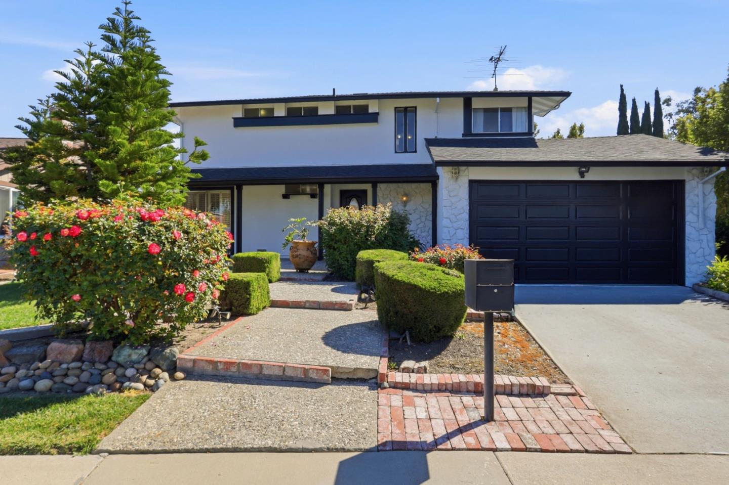 4530 Crocus Drive