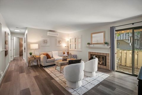 Photo of 1414 Alma Way, SAN JOSE, CA 95125 (MLS # ML82029765)