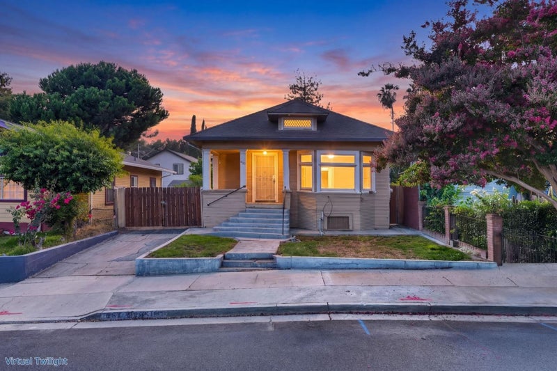 857 Delmas Avenue
