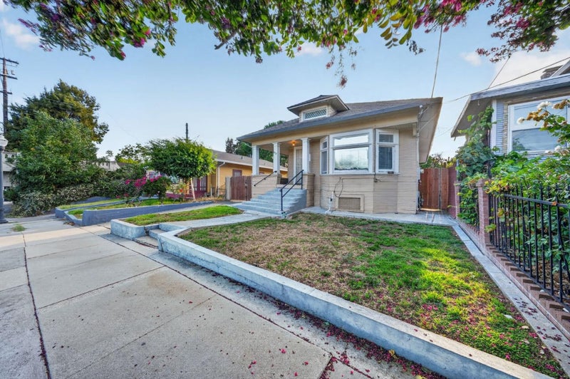 857 Delmas Avenue