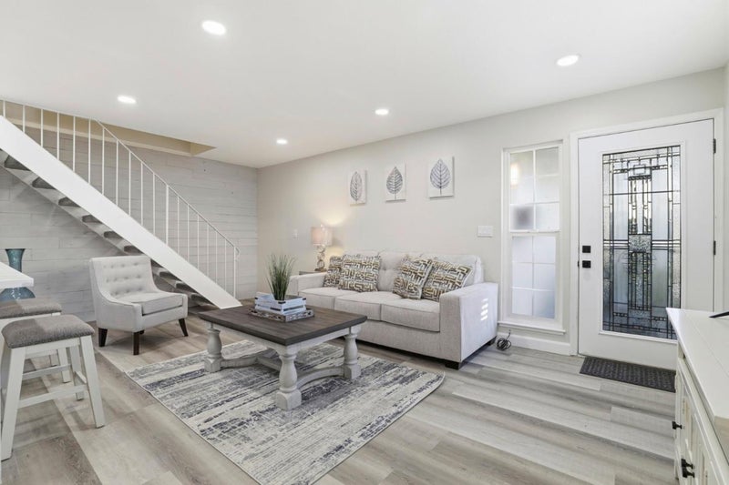 812 Blossom Hill Road 2