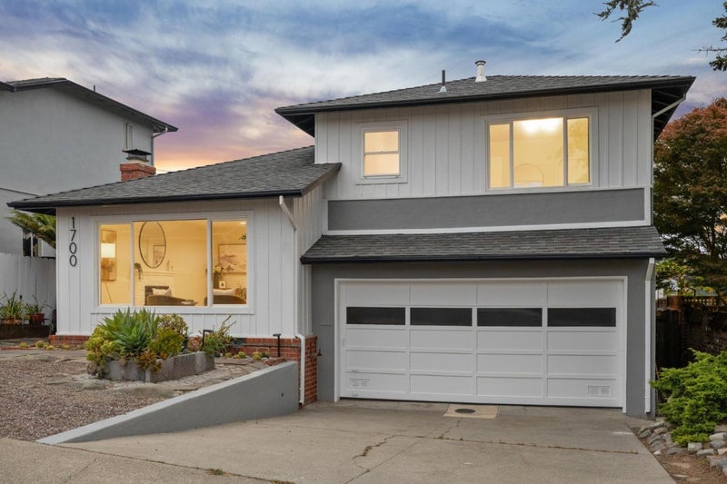 1700 Parkview Drive