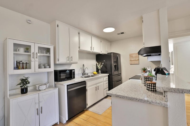 247 North Capitol Avenue 161