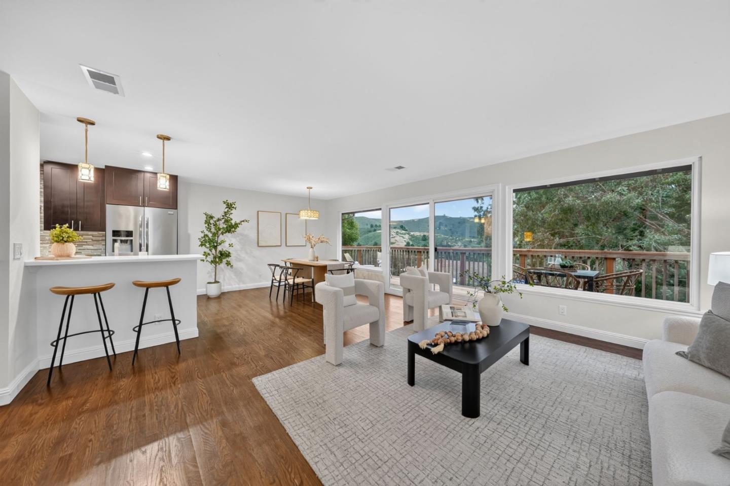 1241 Lerida Way