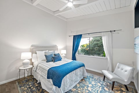 Tiny photo for 720 Temescal Way, Redwood City, CA 94062 (MLS # ML82060475)