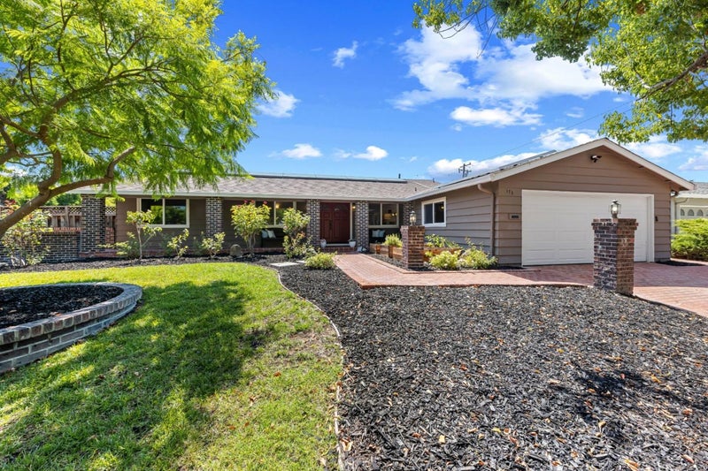 173 Belwood Gateway