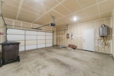 Tiny photo for 958 Shearwater Road, LATHROP, CA 95330 (MLS # ML82033324)