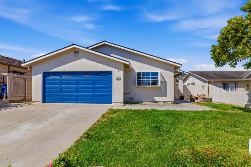 9527 Viva Lane