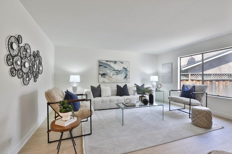 926 Mesa Oak Court