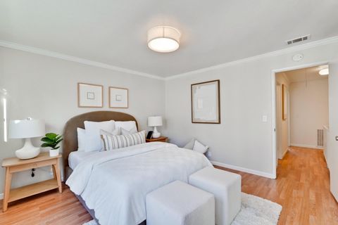 Tiny photo for 447 Oak Avenue, REDWOOD CITY, CA 94061 (MLS # ML82037128)