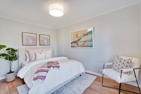 Tiny photo for 447 Oak Avenue, REDWOOD CITY, CA 94061 (MLS # ML82037128)