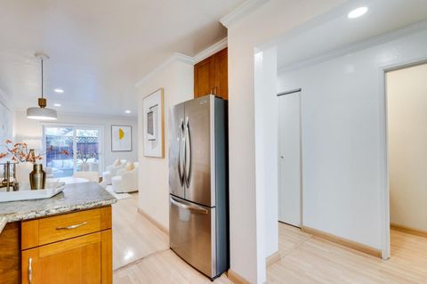 Tiny photo for 447 Oak Avenue, REDWOOD CITY, CA 94061 (MLS # ML82037128)