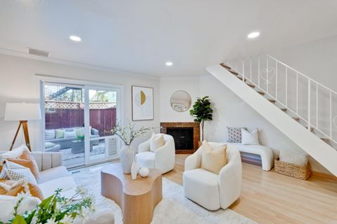 Tiny photo for 447 Oak Avenue, REDWOOD CITY, CA 94061 (MLS # ML82037128)