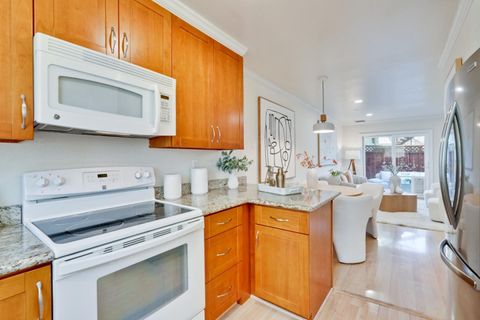 Tiny photo for 447 Oak Avenue, REDWOOD CITY, CA 94061 (MLS # ML82037128)