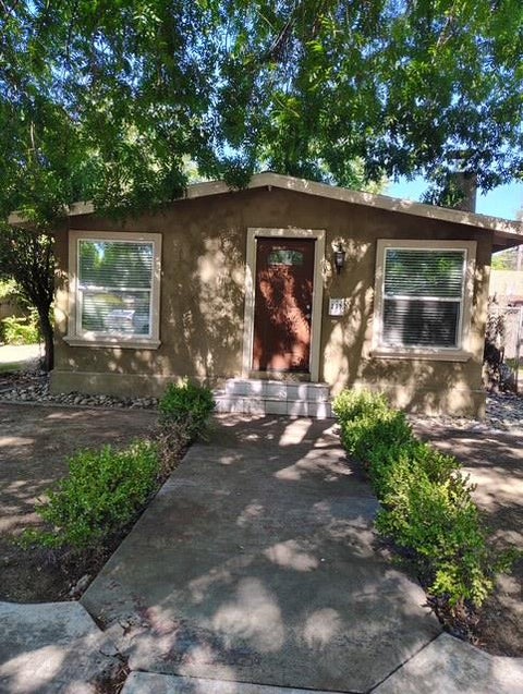 Photo of 217 Semple Street, Modesto, CA 95354 (MLS # ML82053923)