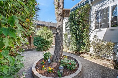 Tiny photo for 575 S O Street, LIVERMORE, CA 94550 (MLS # ML82041679)