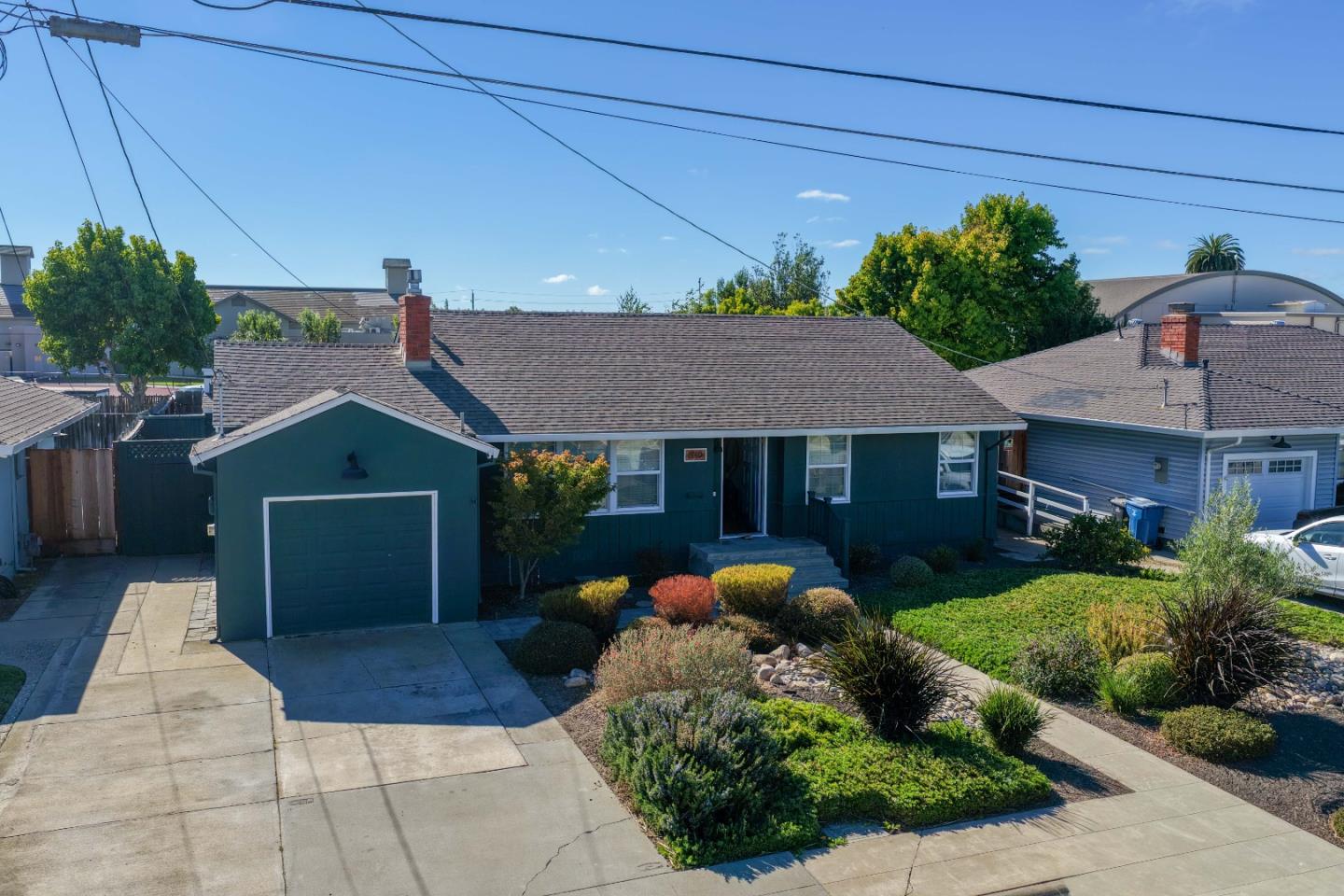 840 Capistrano Drive