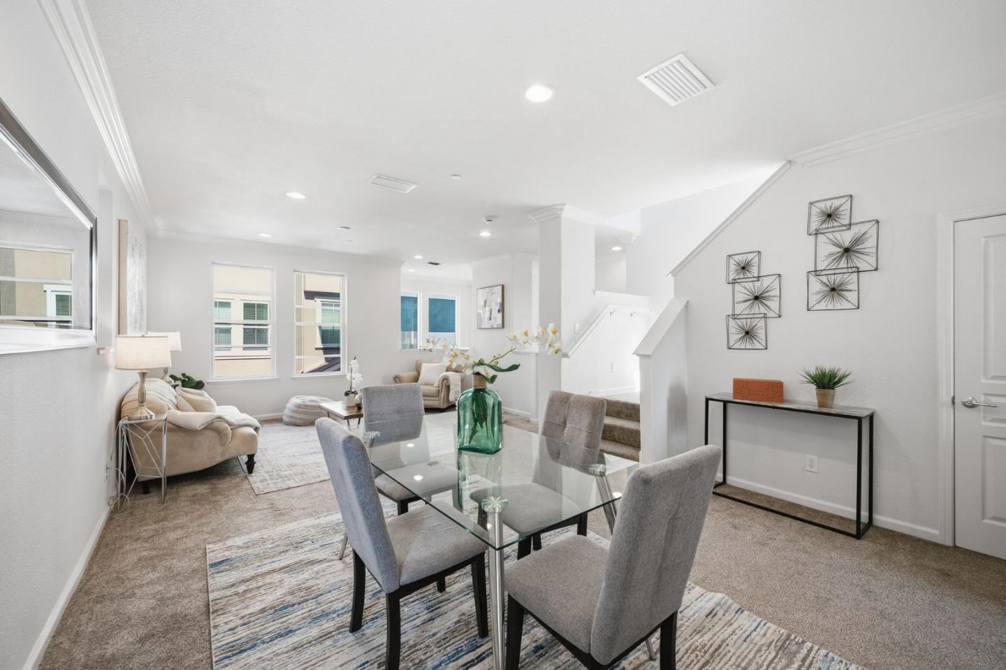 921 Alta Mar Terrace