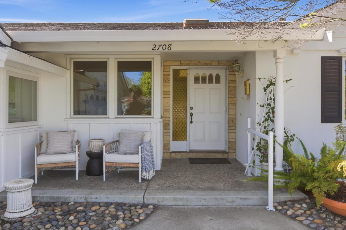 2708 Katrina Way