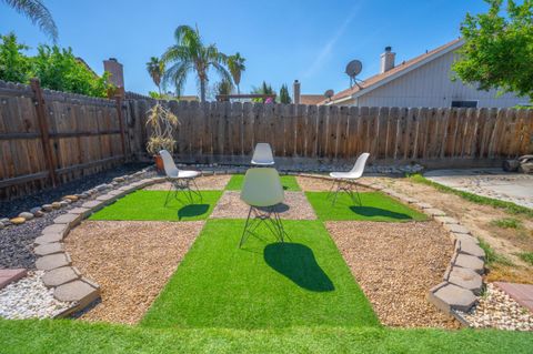 Tiny photo for 648 Pismo Way, LOS BANOS, CA 93635 (MLS # ML82039931)
