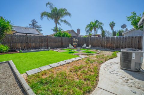 Tiny photo for 648 Pismo Way, LOS BANOS, CA 93635 (MLS # ML82039931)