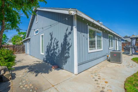 Tiny photo for 648 Pismo Way, LOS BANOS, CA 93635 (MLS # ML82039931)