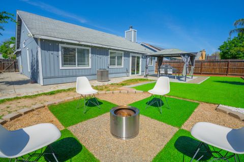 Tiny photo for 648 Pismo Way, LOS BANOS, CA 93635 (MLS # ML82039931)