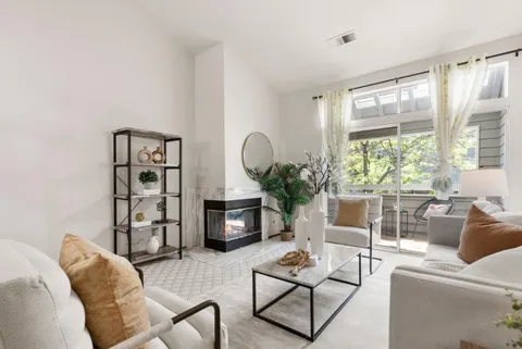 1795 Parkview Green Circle, San Jose, CA 95131 - #: ML82007392