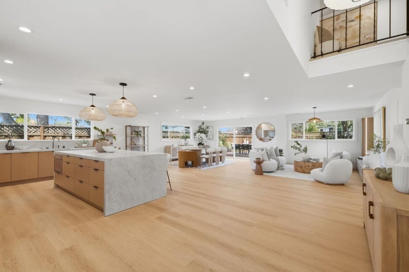 904 Del Monte Place