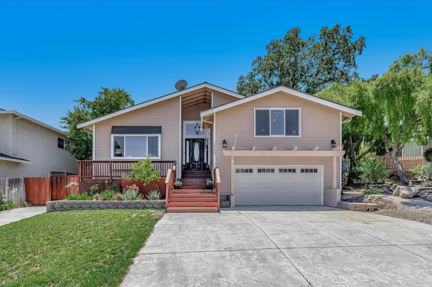 1020 Brookview Court