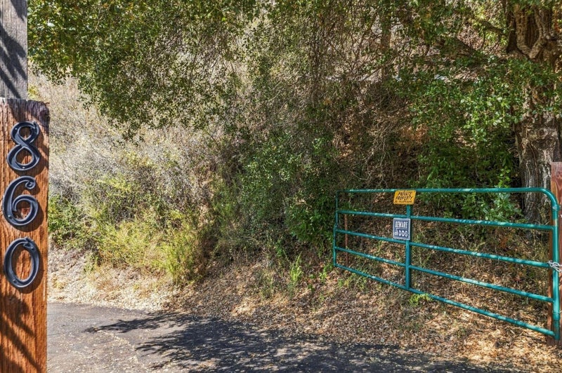 860 Canyon Vista