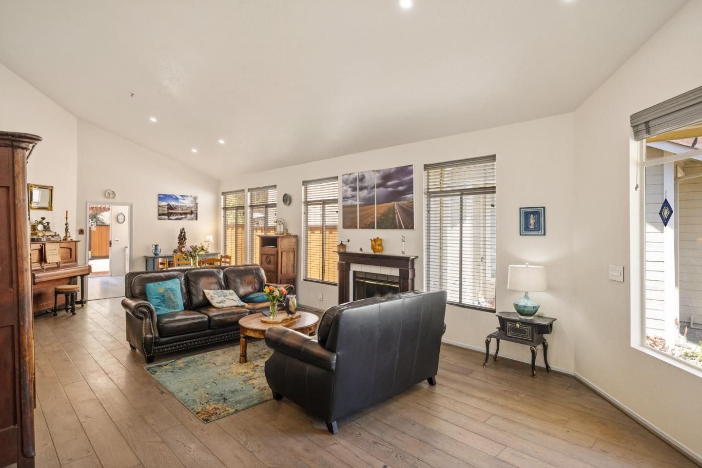 21012 Country Park Road