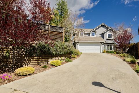 Photo of 112 Golden Eagle Court, SCOTTS VALLEY, CA 95066 (MLS # ML81920988)
