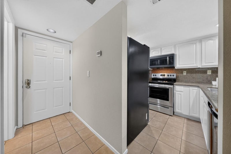 1063 Summershore Court