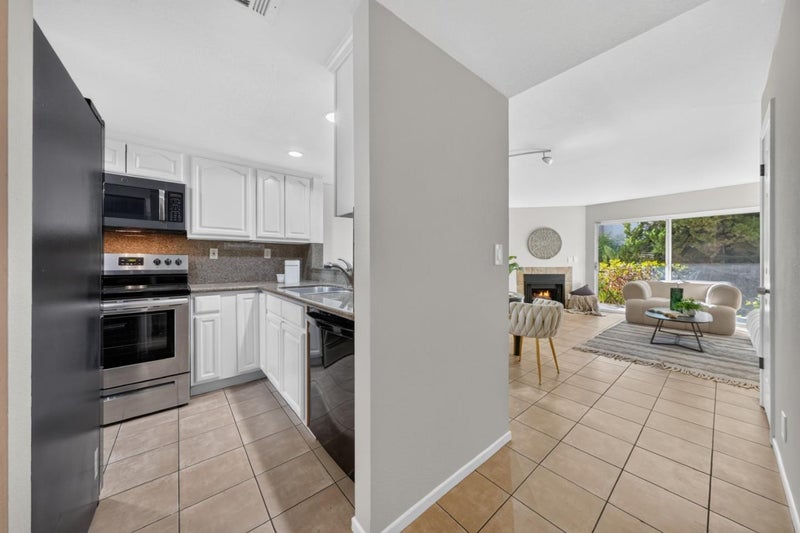 1063 Summershore Court