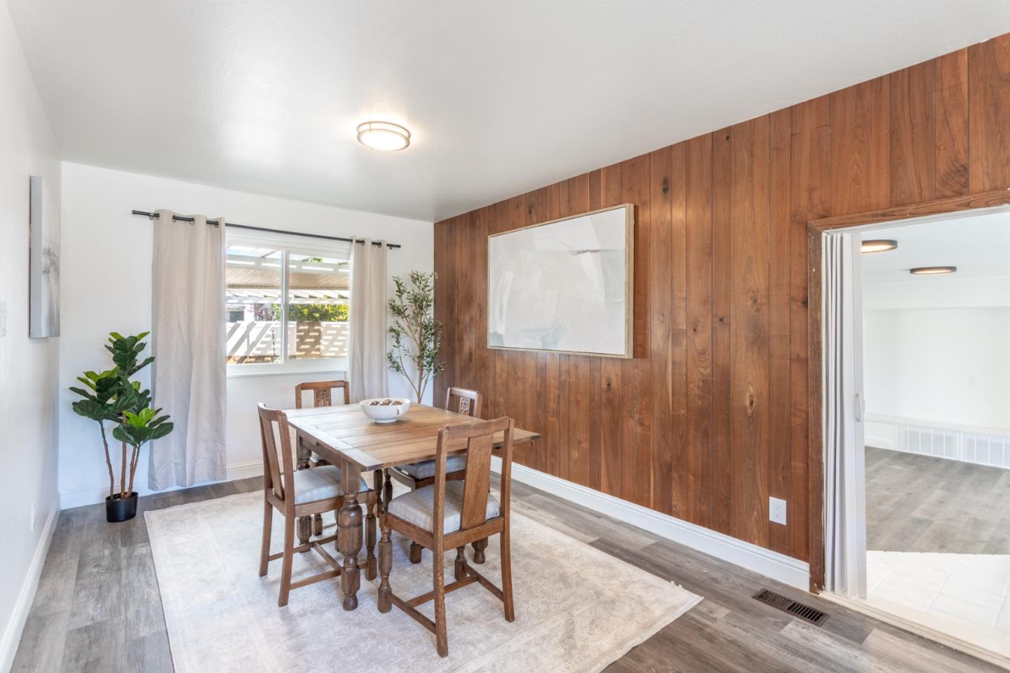 3400 Panorama Drive