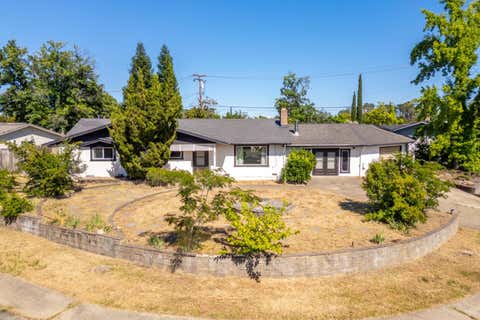 Photo of 3400 Panorama Drive, REDDING, CA 96003 (MLS # ML82049104)