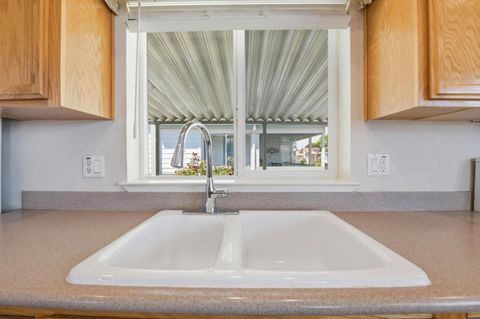 Tiny photo for 232 Santa Susana #232, SAN LEANDRO, CA 94579 (MLS # ML82043989)