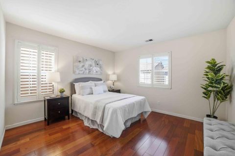 Tiny photo for 2777 Rubino Circle, SAN JOSE, CA 95125 (MLS # ML82036261)