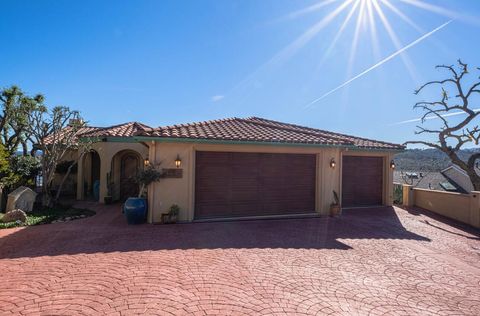 Photo of 8730 Bluff Court, BRADLEY, CA 93426 (MLS # ML82041106)