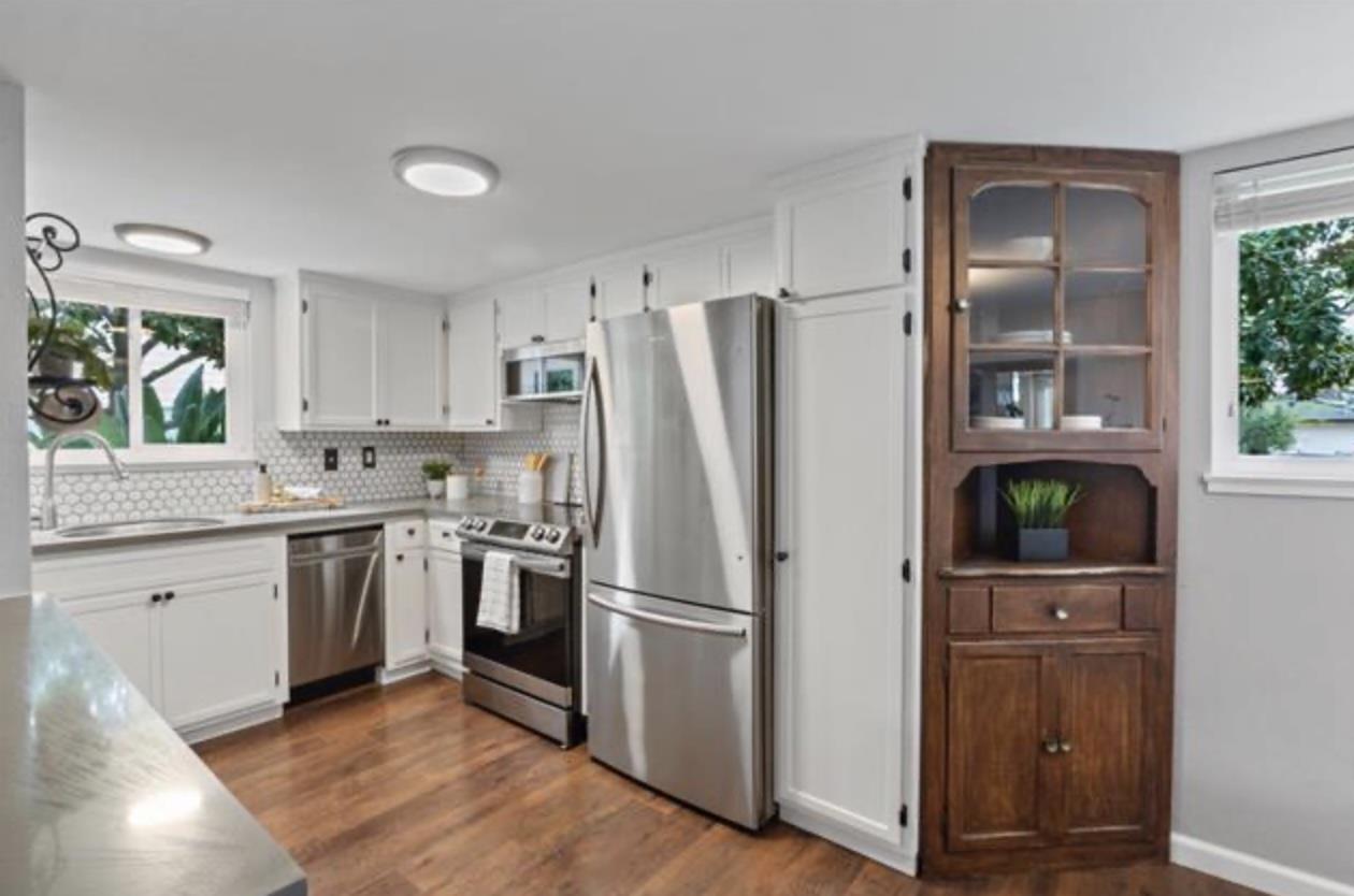 14225 Lora Drive 2