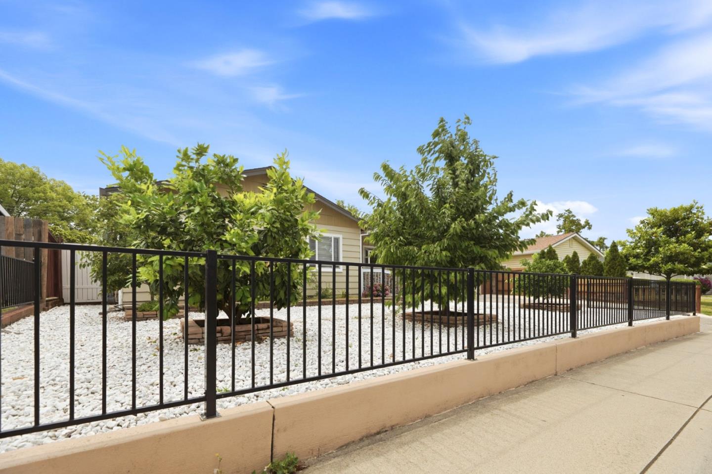 619 Wales Drive