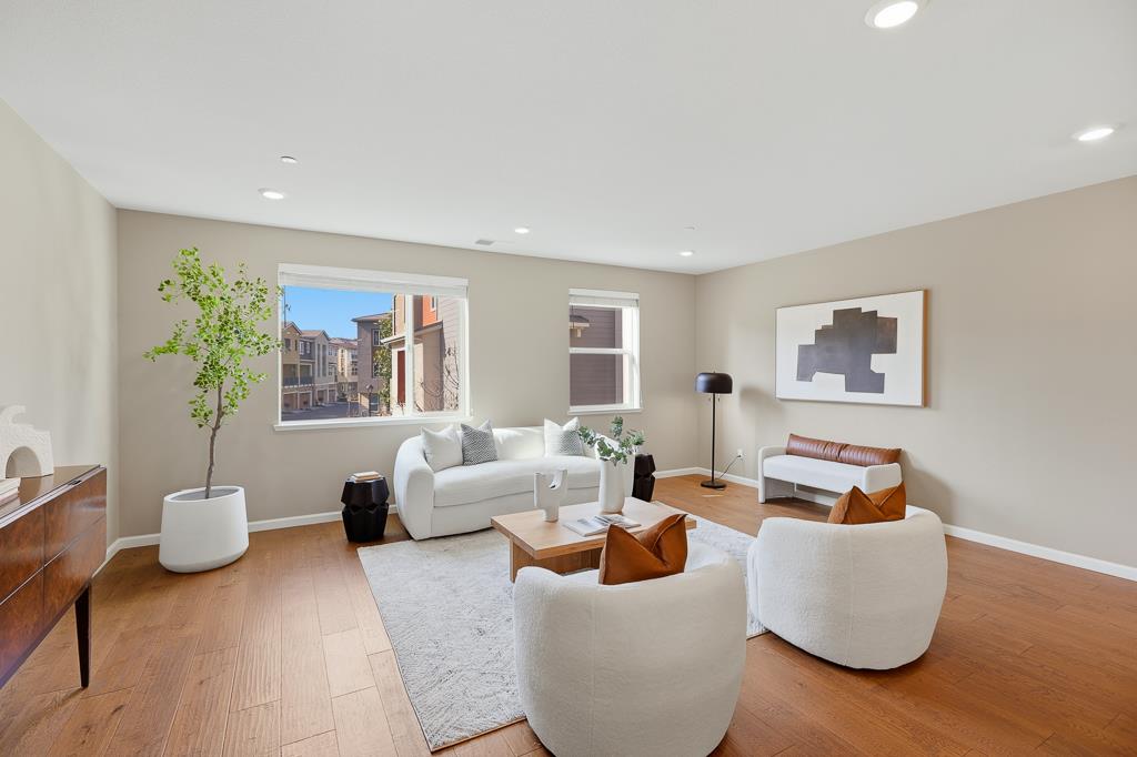 1279 Milkweed Street