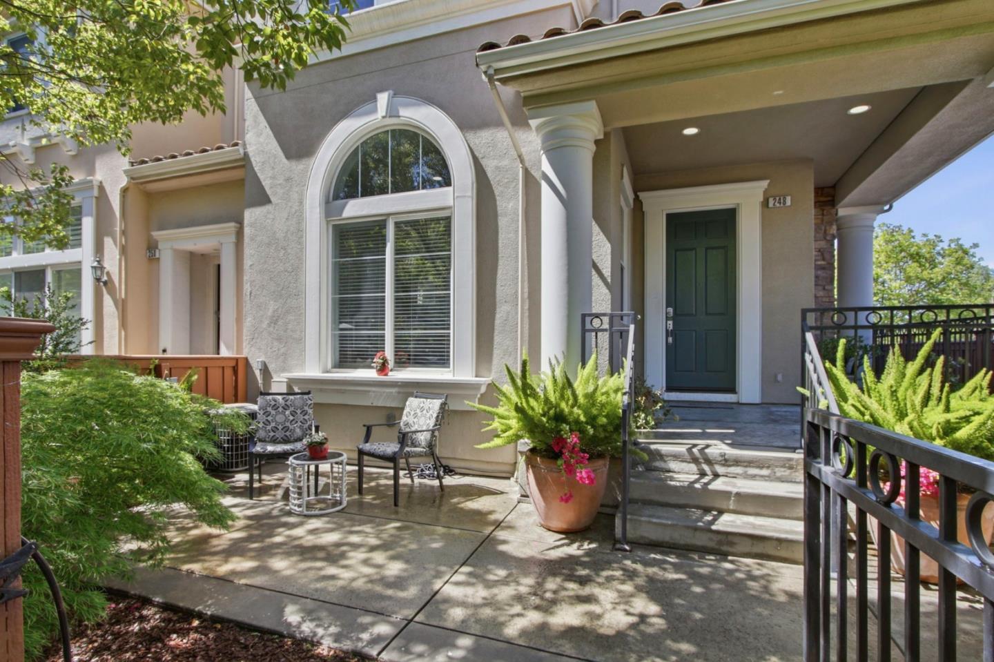 248 Vista Roma Way