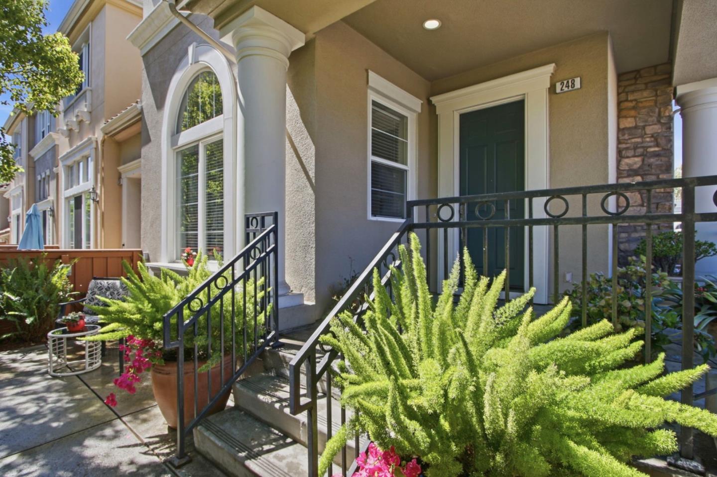 248 Vista Roma Way