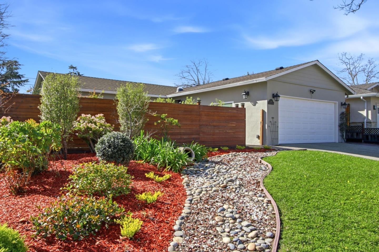 2356 Venndale Avenue